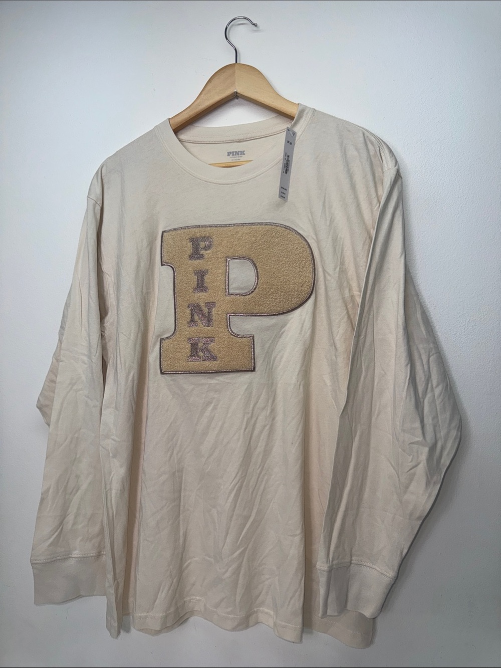 PINK Victoria's Secret Cream Long Sleeve Tee with logo Sz M NWT
